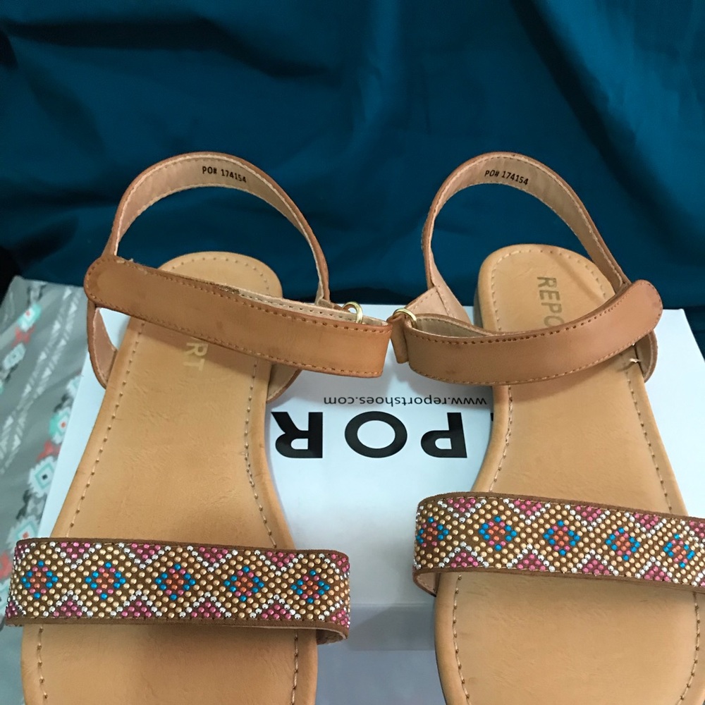 Girls report sandals  various sizes